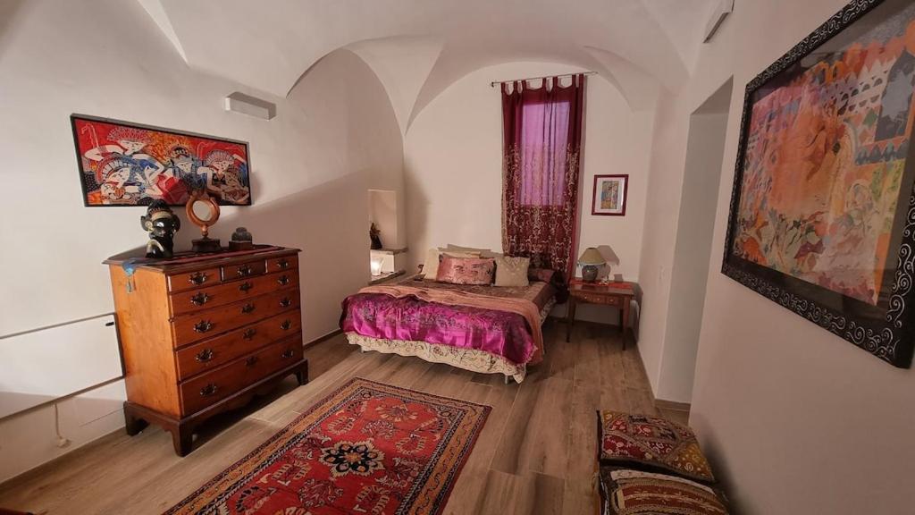 Beautifully Restored Romantic Apartment In The Centre Of Historic Dolcedo Eksteriør billede